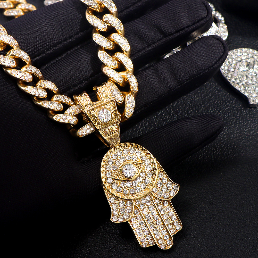 Bling Crystal Hamsa Hand Evil  - Tulsi Holy Basil のレビューと価格